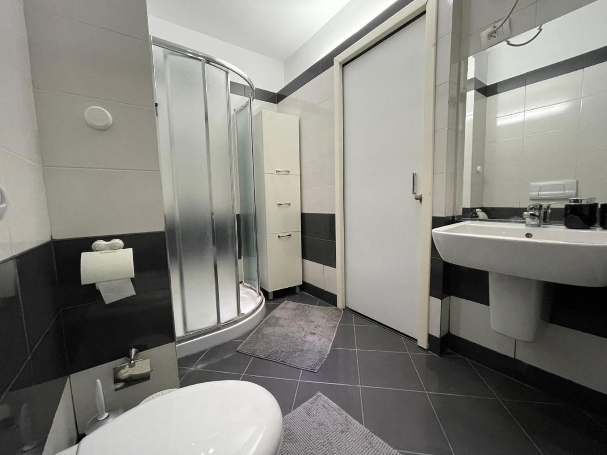 Tirana New Bazaar-Apartment 2 外观 照片
