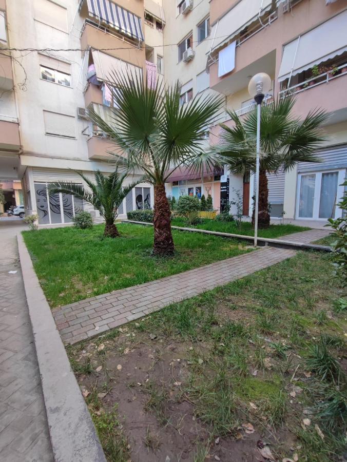 Tirana New Bazaar-Apartment 2 外观 照片